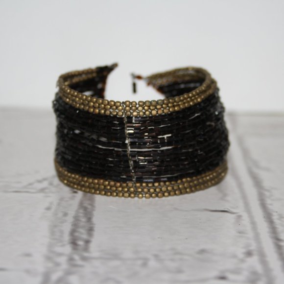 Beautiful brown glass and gold beaded cuff bracelet 1 3/8" tall - Picture 3 of 4